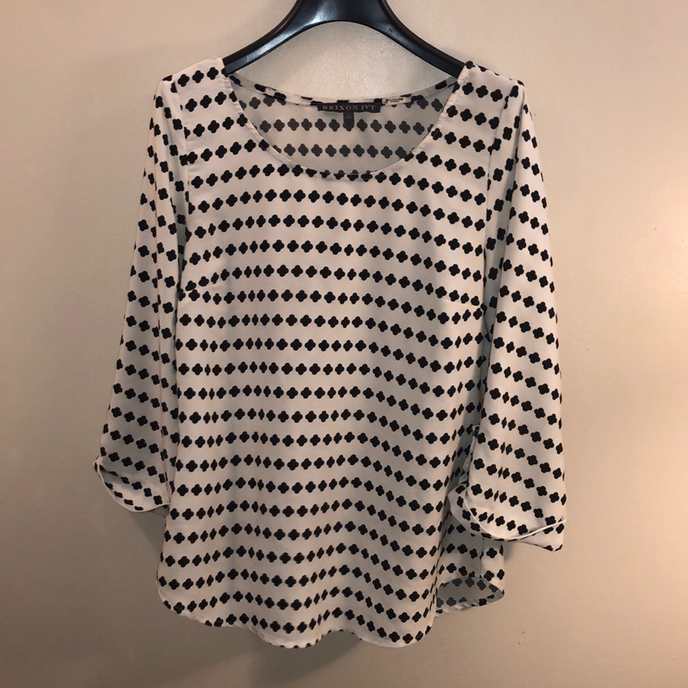 Classic Blouse || black&white w. pearls cuffs